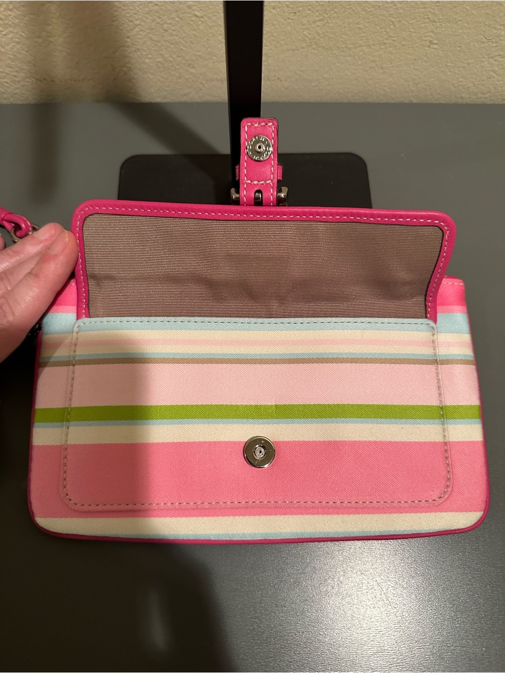 Coach Vintage Y2K SoHo multicolored stripe Pink Leather Trim wristlet - Picture 7 of 11